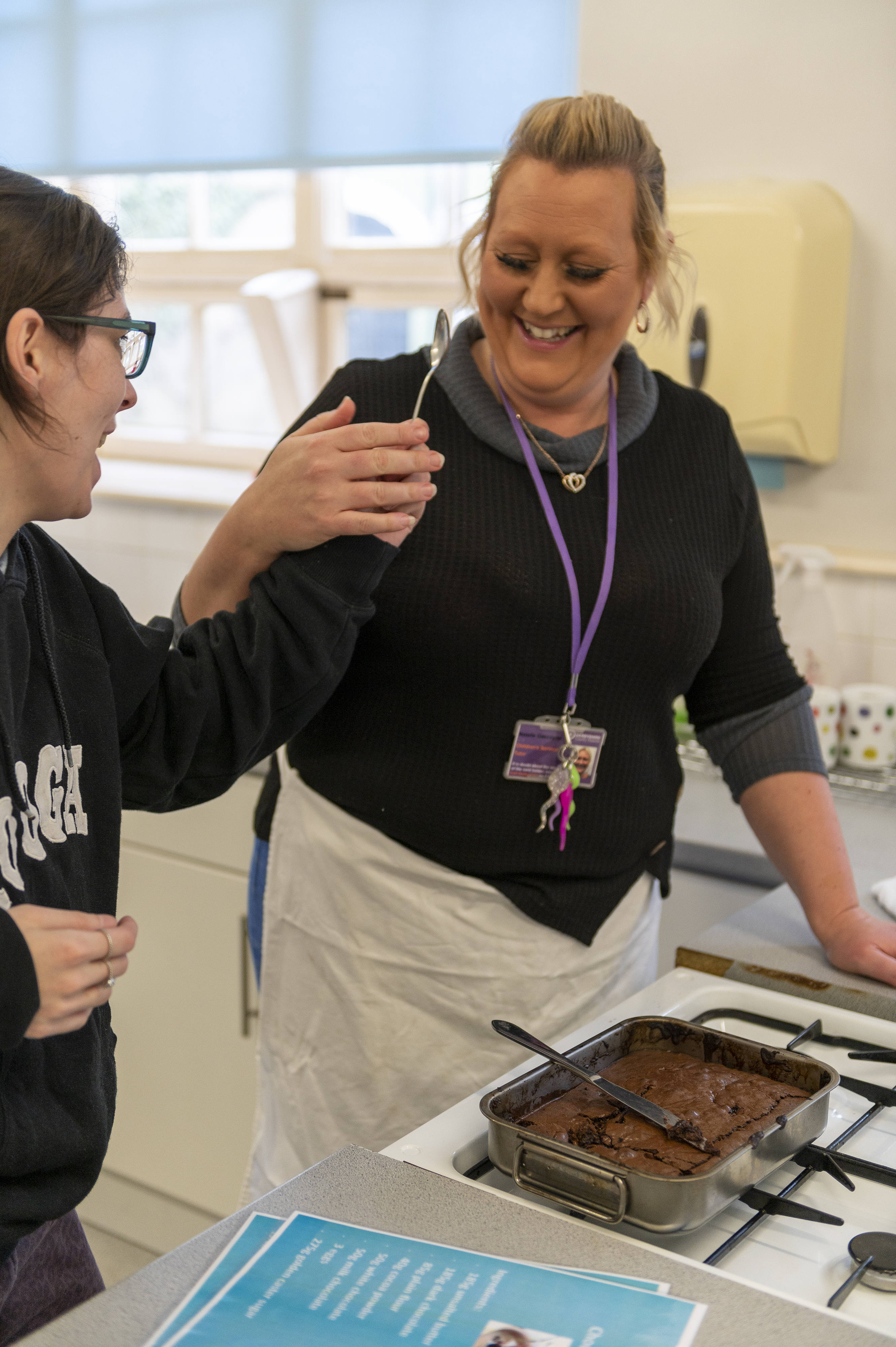 Course Image for C23NC3013 Cook, meet, eat and save for people with learning disabilities