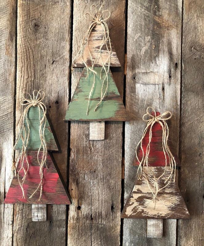 Course Image for T25NC1560 Christmas Fantastic Ditch the Plastic: Making xmas trees from pallet wood
