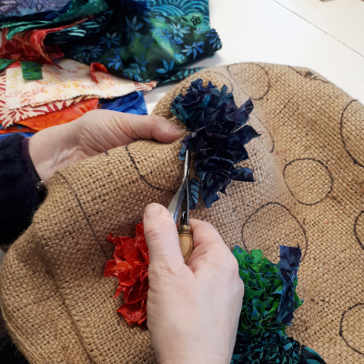 Course Image for T25NC2628 Brightside - Mindful crafts tutor led support group