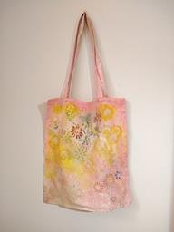 Course Image for T25CQ3923 Creative crafts - Summer sewing
